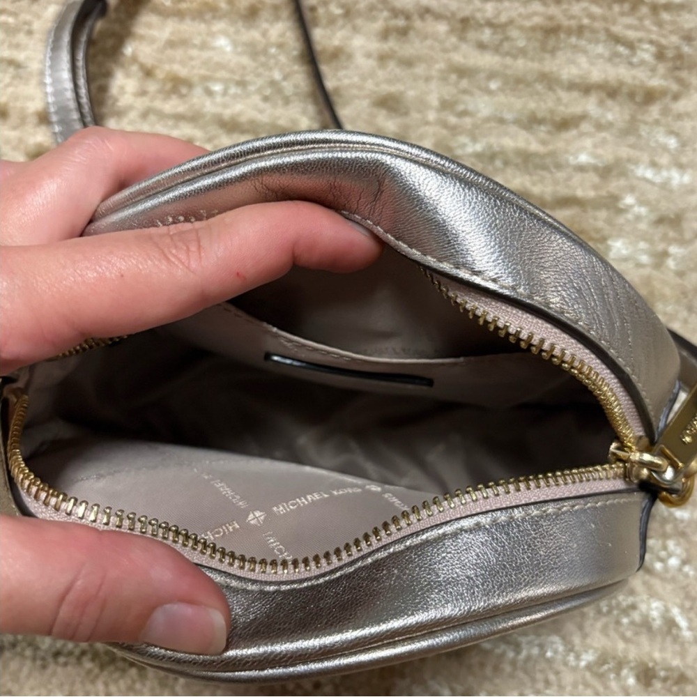 Michael Kors Metallic Silver Quilted Crossbody Bag - Picture 4 of 4